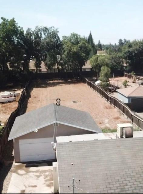 715 E Laurel Ave, Visalia, CA 93292 photo 12