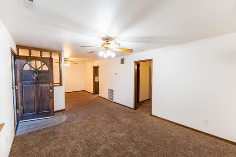 556 E Klindera Ave, Tipton, CA 93272 photo 8