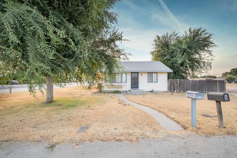 556 E Klindera Ave, Tipton, CA 93272 photo 3
