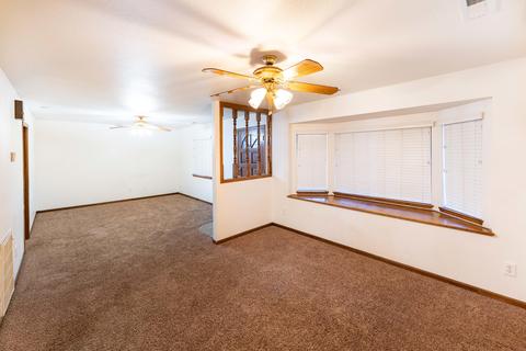 556 E Klindera Ave, Tipton, CA 93272 photo 9