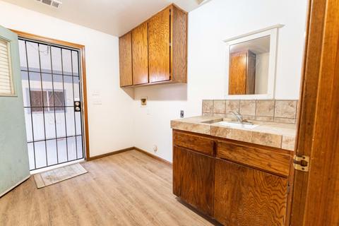 556 E Klindera Ave, Tipton, CA 93272 photo 13
