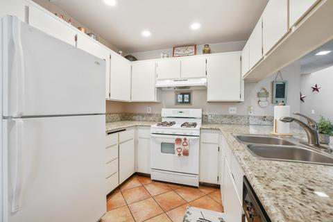 1802 E Four Creeks Dr, Visalia, CA 93292 photo 21
