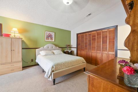 1802 E Four Creeks Dr, Visalia, CA 93292 photo 32