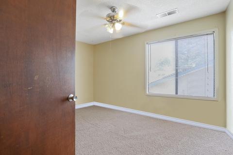 1802 E Four Creeks Dr, Visalia, CA 93292 photo 28