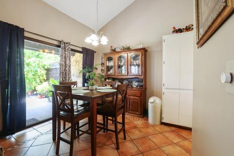 1802 E Four Creeks Dr, Visalia, CA 93292 photo 17