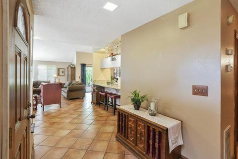 1802 E Four Creeks Dr, Visalia, CA 93292 photo 10