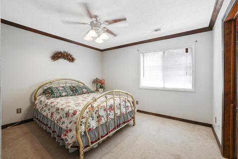 1802 E Four Creeks Dr, Visalia, CA 93292 photo 30