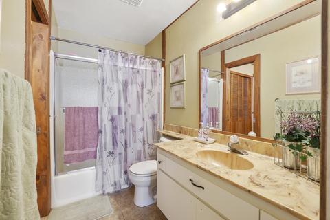 1802 E Four Creeks Dr, Visalia, CA 93292 photo 29