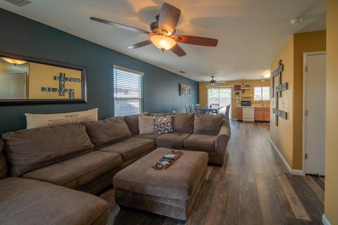 4318 E Willow Ave, Visalia, CA 93292 photo 13