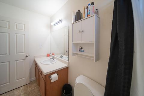 4318 E Willow Ave, Visalia, CA 93292 photo 32