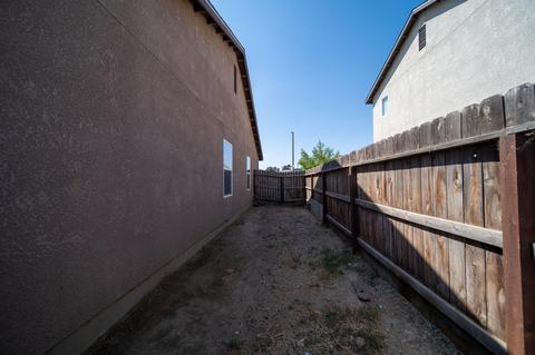 4318 E Willow Ave, Visalia, CA 93292 photo 4
