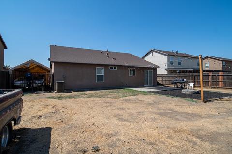 4318 E Willow Ave, Visalia, CA 93292 photo 9