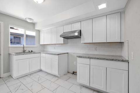 401 E 11th St, Hanford, CA 93230 photo 6