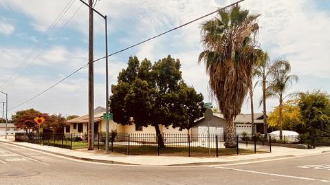 788 E Kamm Ave, Dinuba, CA 93618 photo 2