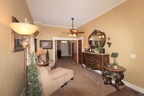223 S D St, Exeter, CA 93221 photo 12