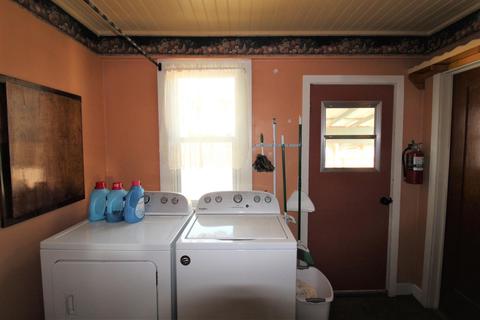 223 S D St, Exeter, CA 93221 photo 23