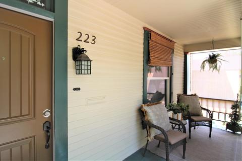223 S D St, Exeter, CA 93221 photo 4
