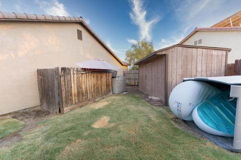 689 Crescent Ln, Lemoore, CA 93245 photo 23