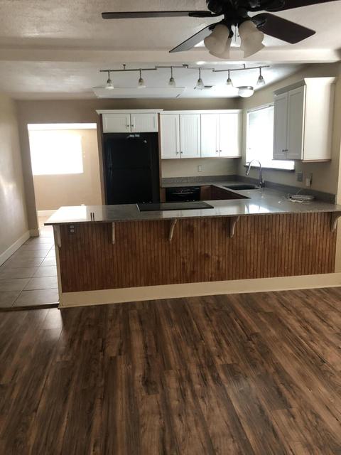 512 S E St, Exeter, CA 93221 photo 3