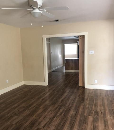 512 S E St, Exeter, CA 93221 photo 2