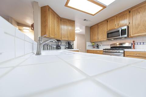 3901 E Acequia Ave, Visalia, CA 93292 photo 6