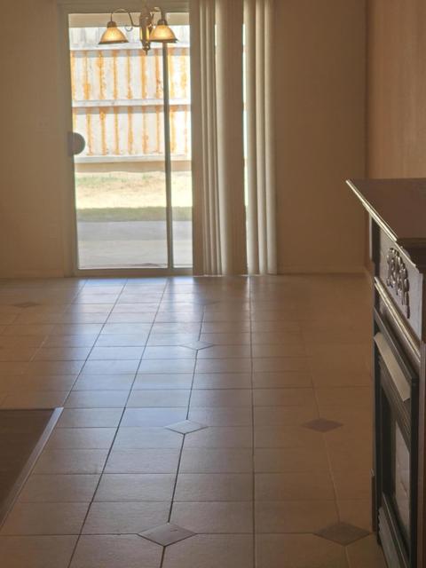 1936 E Monte Verde Ave, Visalia, CA 93292 photo 4
