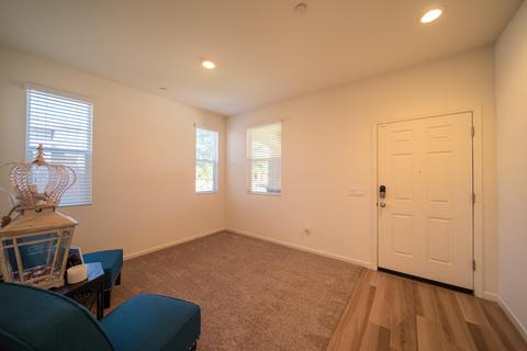 5829 Commonwealth Ave, Bakersfield, CA 93313 photo 4