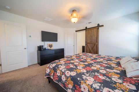 5829 Commonwealth Ave, Bakersfield, CA 93313 photo 25