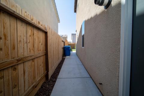 5829 Commonwealth Ave, Bakersfield, CA 93313 photo 44