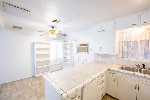 60 Olympic Ct, Tulare, CA 93274 photo 11