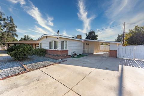 60 Olympic Ct, Tulare, CA 93274 photo 4