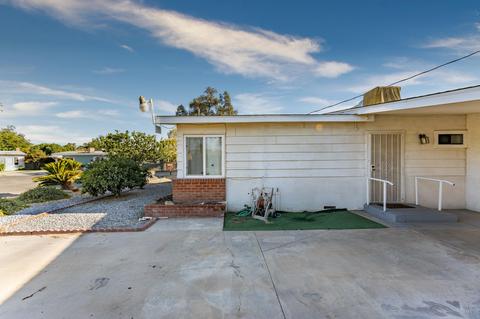 60 Olympic Ct, Tulare, CA 93274 photo 8