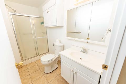 60 Olympic Ct, Tulare, CA 93274 photo 26