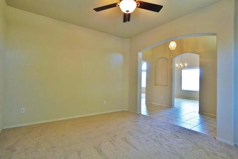872 Apple Ave, Lemoore, CA 93245 photo 10
