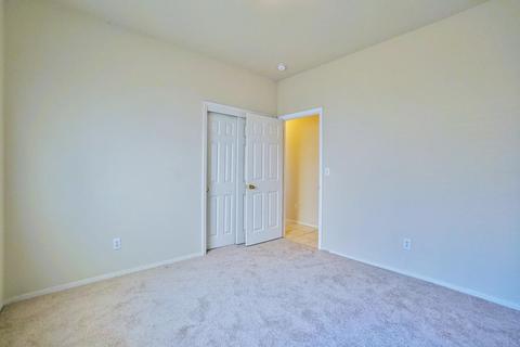 872 Apple Ave, Lemoore, CA 93245 photo 32