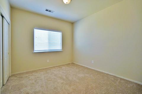 872 Apple Ave, Lemoore, CA 93245 photo 34