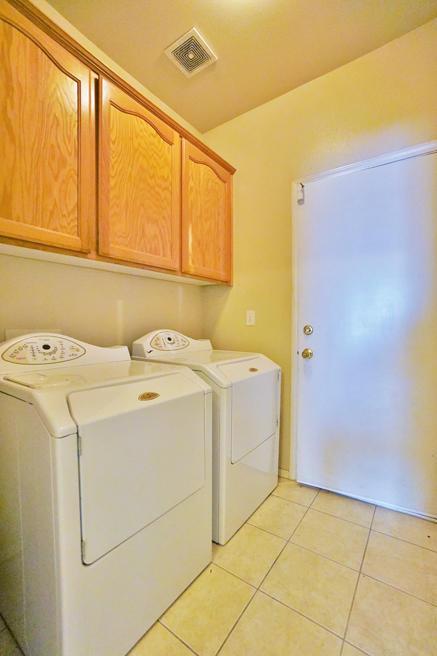 872 Apple Ave, Lemoore, CA 93245 photo 30