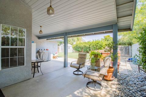 2836 E Parker Ct, Visalia, CA 93292 photo 21