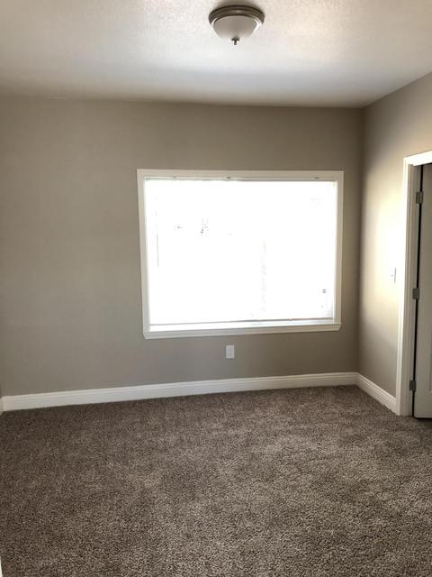 1372 E Park Way, Dinuba, CA 93618 photo 9