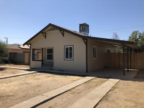 1372 E Park Way, Dinuba, CA 93618 photo 3