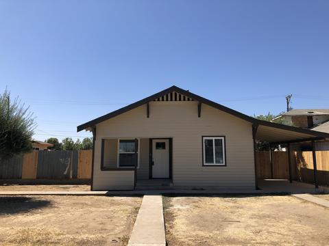 1372 E Park Way, Dinuba, CA 93618 photo 1