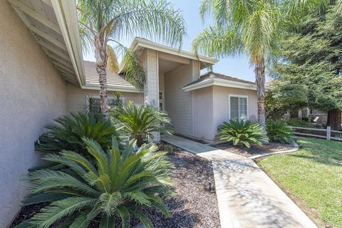 1343 E Laura Ct, Visalia, CA 93292 photo 4