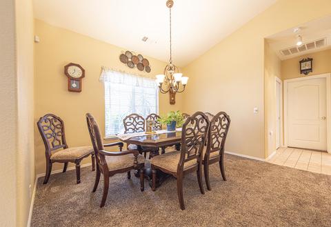 1343 E Laura Ct, Visalia, CA 93292 photo 12