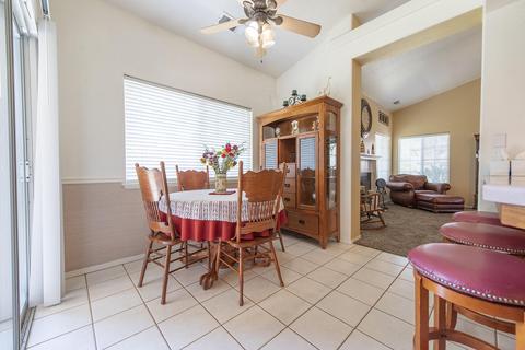 1343 E Laura Ct, Visalia, CA 93292 photo 18