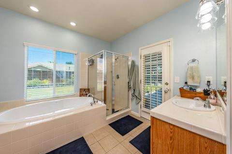 1010 Prosperity Dr, Lemoore, CA 93245 photo 13