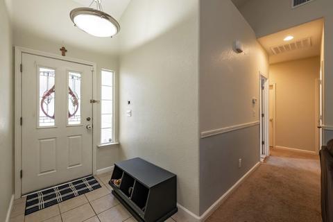 1010 Prosperity Dr, Lemoore, CA 93245 photo 5