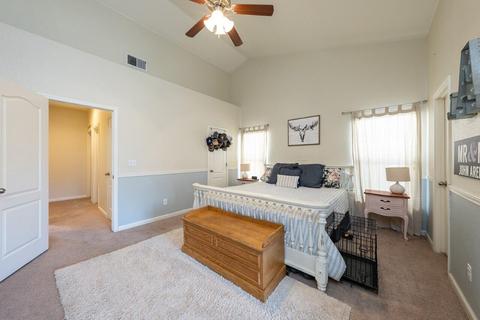 1010 Prosperity Dr, Lemoore, CA 93245 photo 12