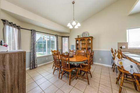 1010 Prosperity Dr, Lemoore, CA 93245 photo 7