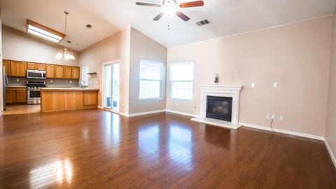 763 Quince Ave, Lemoore, CA 93245 photo 4