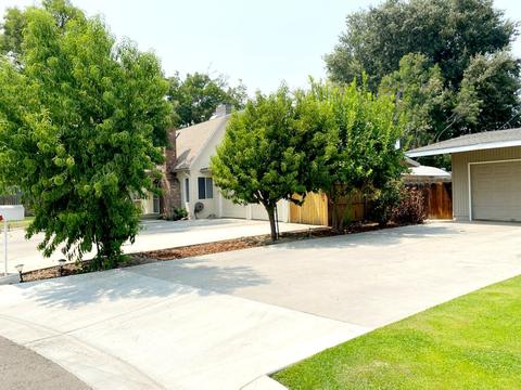 934 W Feemster Ave, Visalia, CA 93277 photo 33